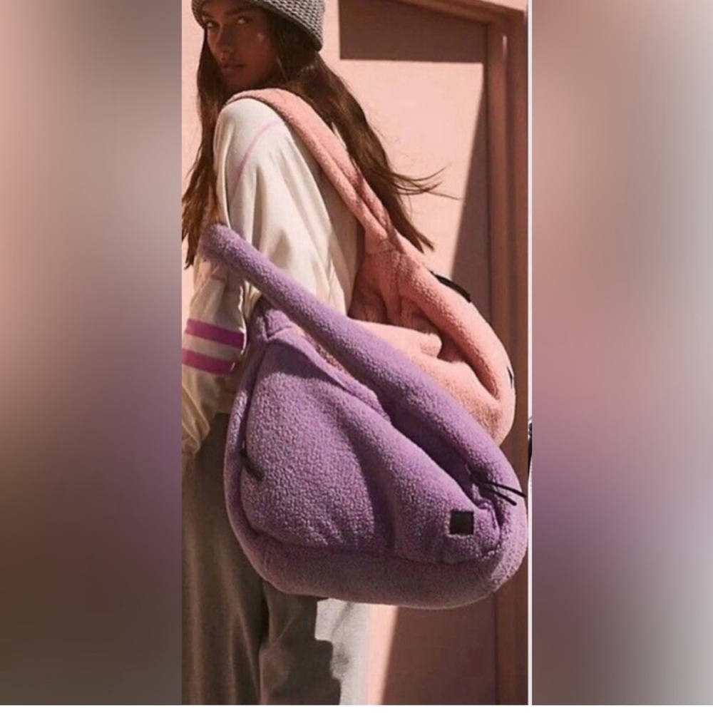 Free People Movement Cozy Carryall. NWT!!